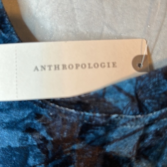 NWT Pilcro Velveteen Racerback Tank Size Medium - Picture 10 of 14